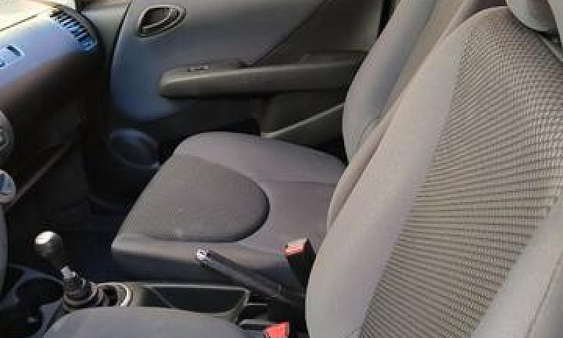 Honda Fit Lx 2007 - ...