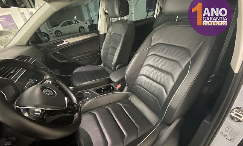 Volkswagen Tiguan 1....