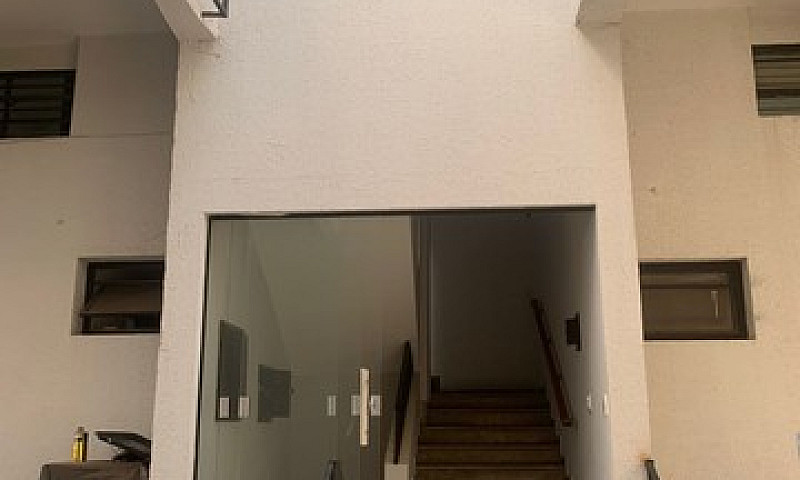 Apartamento (Sobrelo...