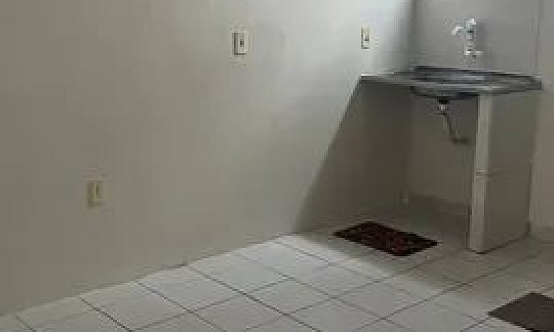 Apartamento De 1 Qua...