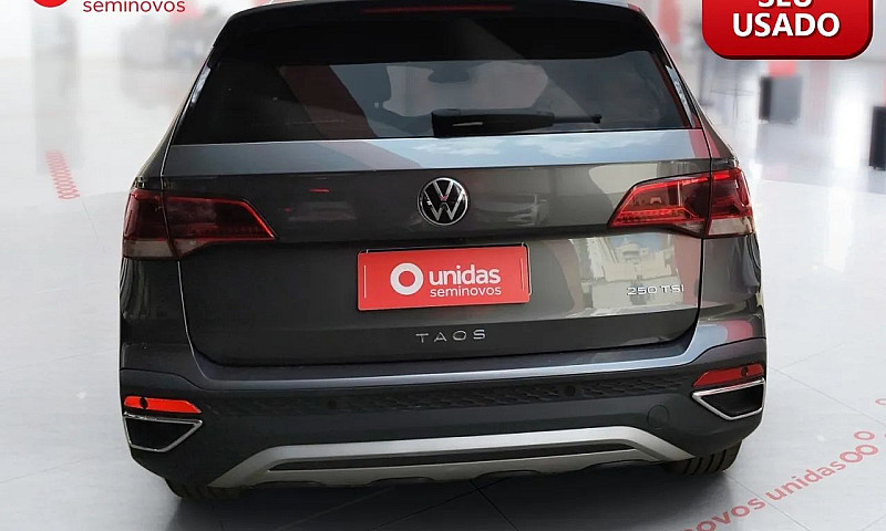 Volkswagen Taos High...