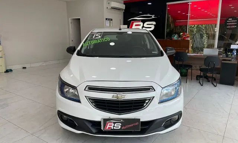 Chevrolet Onix Hatch...