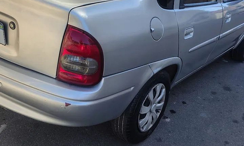 Chevrolet Corsa Sed ...