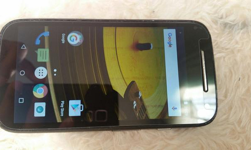 Moto E2 8Gb...