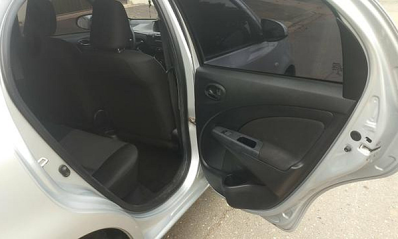 Etios Hb Sx 1.5 2017...