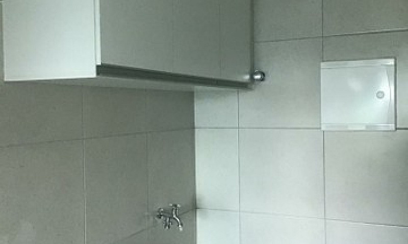 Alugo 2 Quartos, Suí...