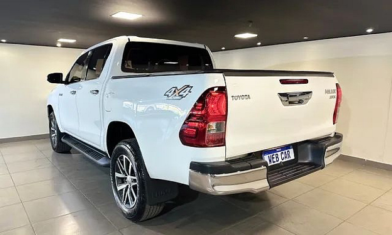 Toyota Hilux Hilux C...