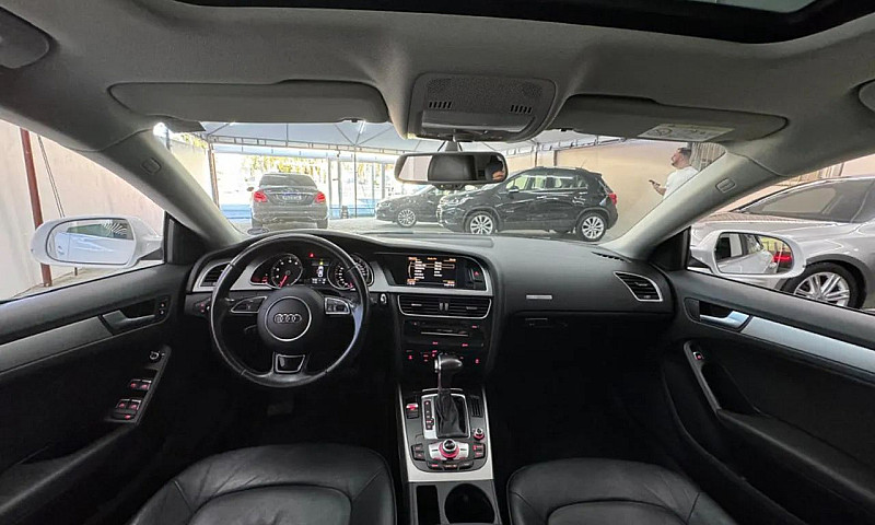 Audi A5 Sportback 1....