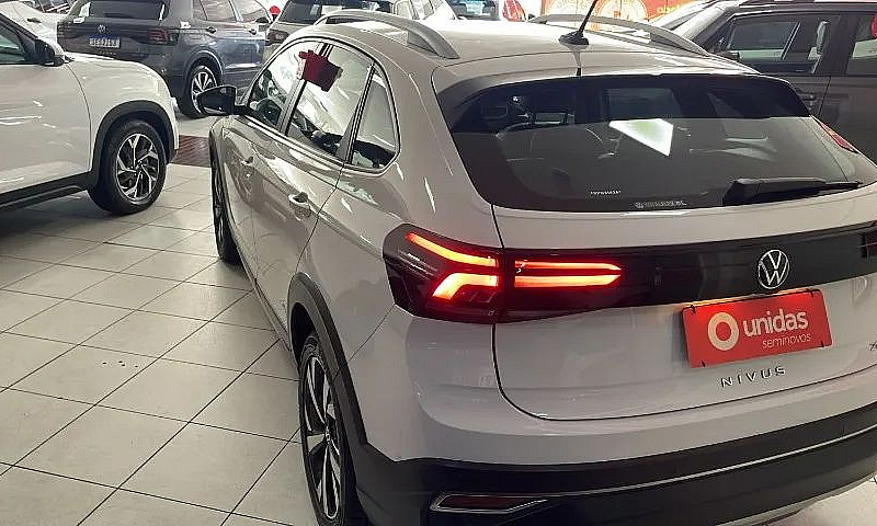 Volkswagen Nivus Hig...