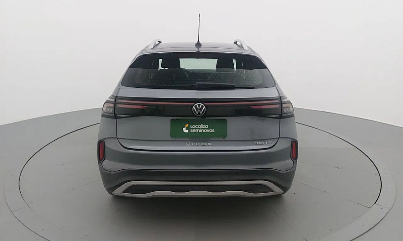 Volkswagen Nivus Hig...