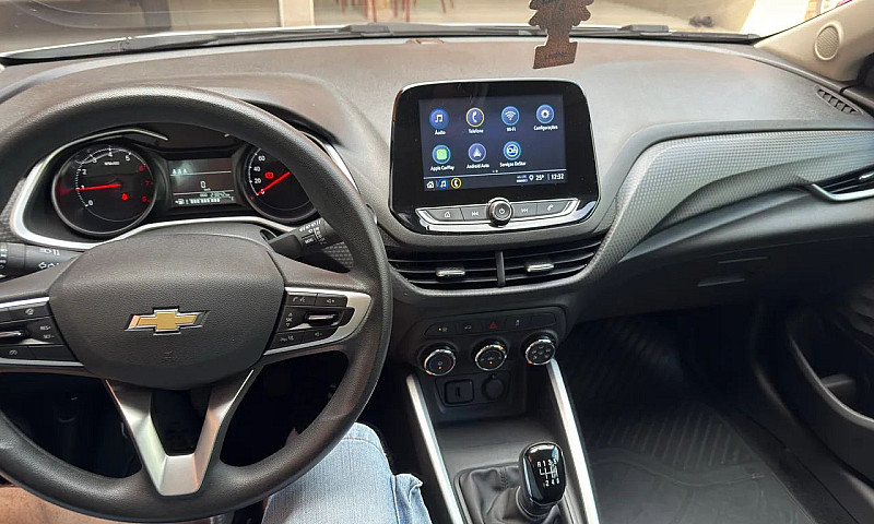 Chevrolet Onix Hatch...