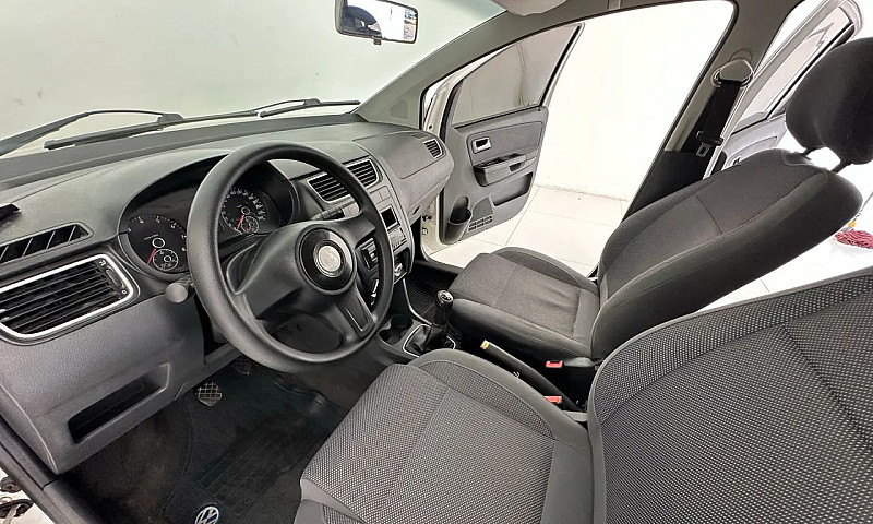 Volkswagen Fox 1.6 M...