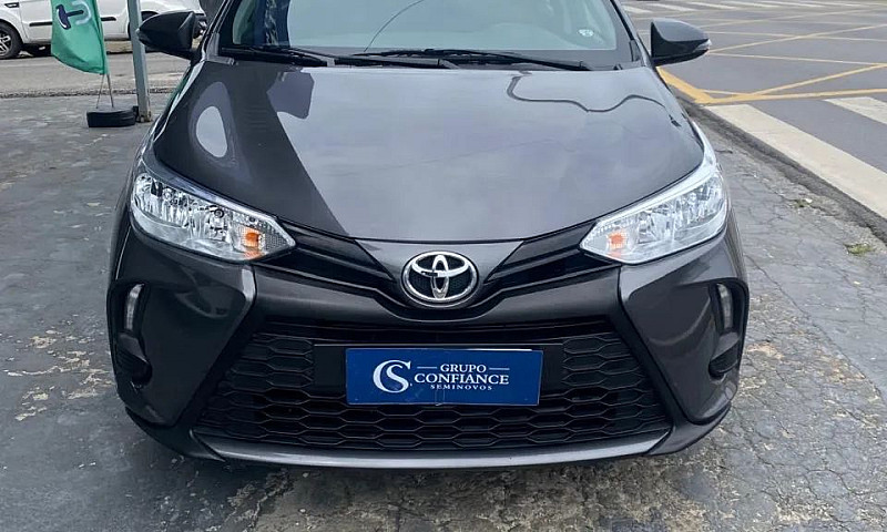 Toyota Yaris Xl Seda...