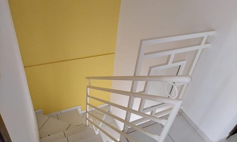 Casa De Condomínio S...