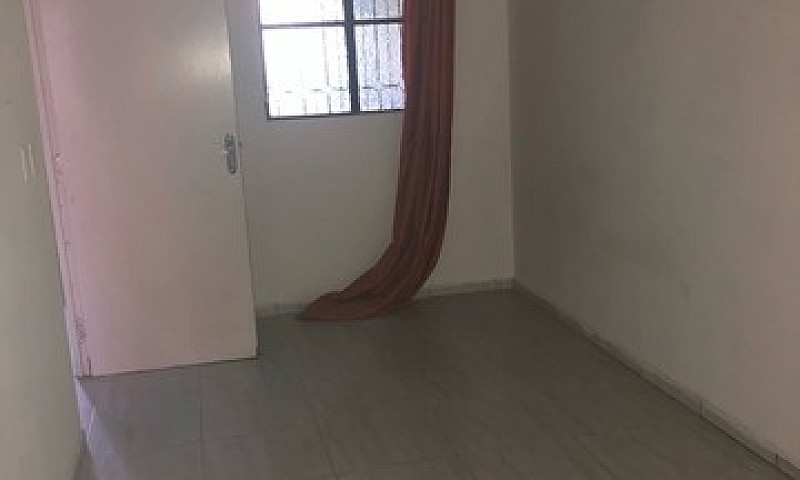 Vendo Duas Casas...
