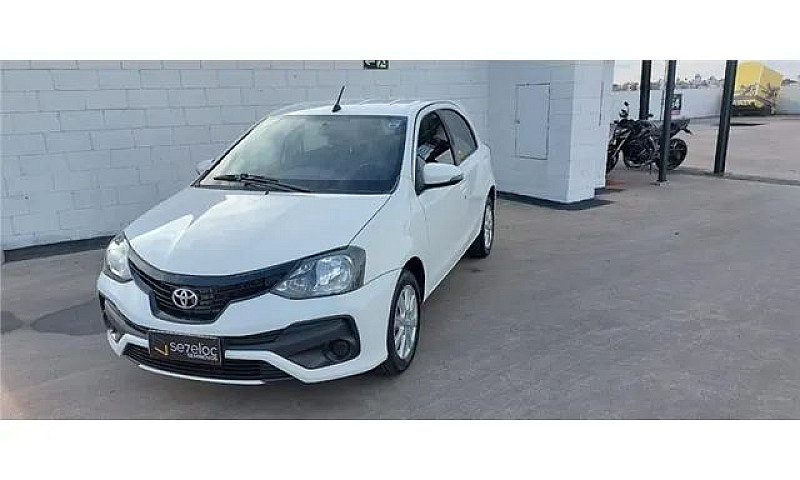 Toyota Etios 2020 1....