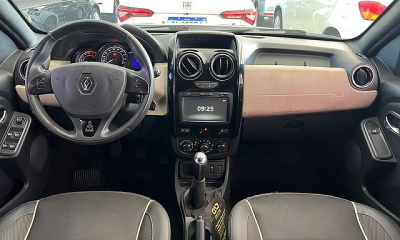 Renault Duster 1.6 1...