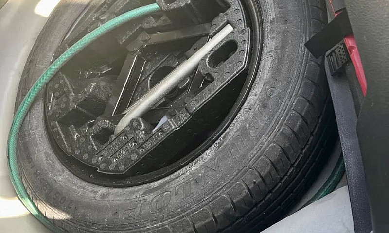Volkswagen Jetta Com...