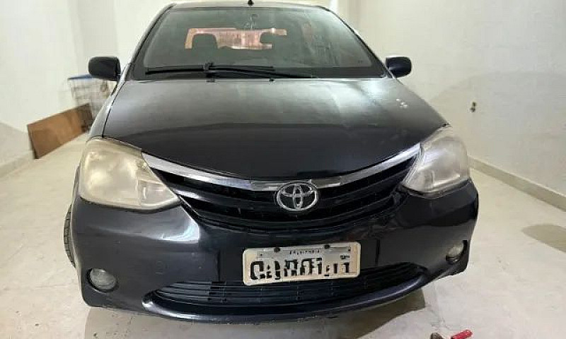Toyota Etios Xls Sed...