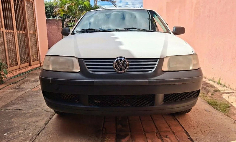 Volkswagen Saveiro 1...