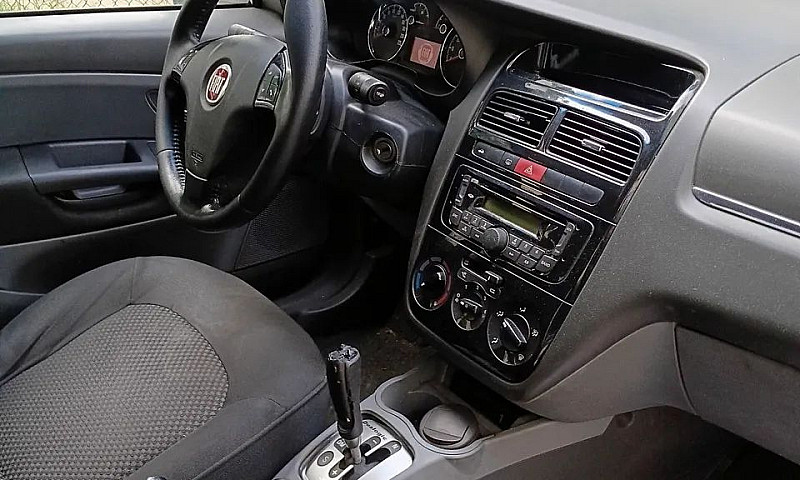 Fiat Linea Essence D...