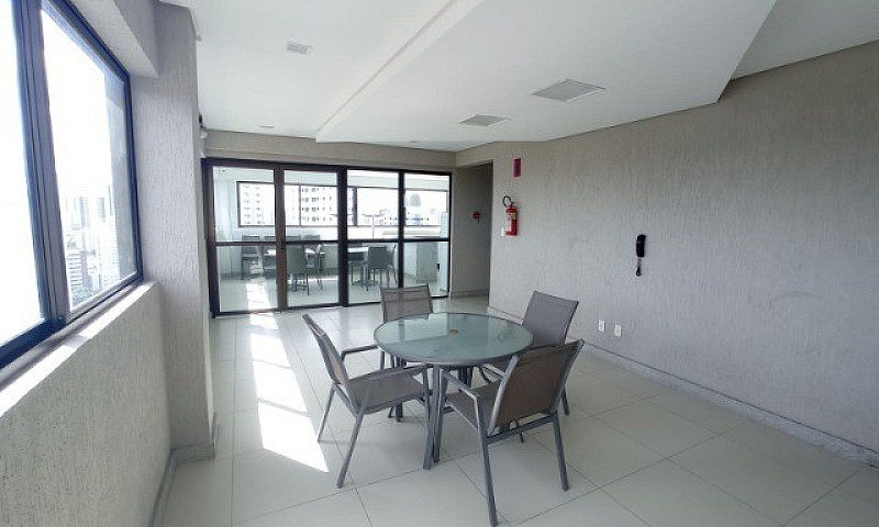 (Rcr) Studio Thaiza ...