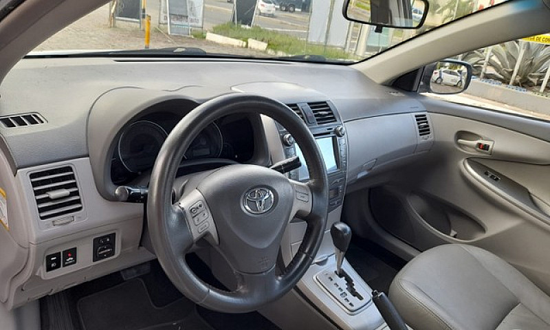 Toyota Corolla Autom...