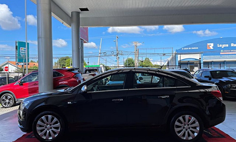 Chevrolet Cruze Seda...
