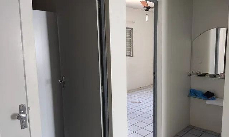 Apartamento Bom E Ba...