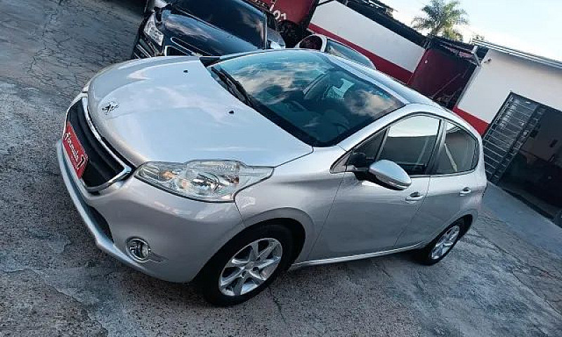 Peugeot 208 Allure 1...