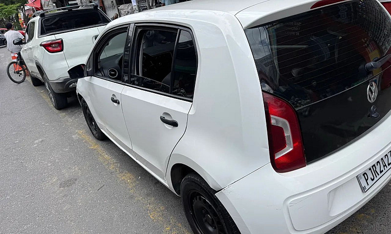 Volkswagen Up! Take ...