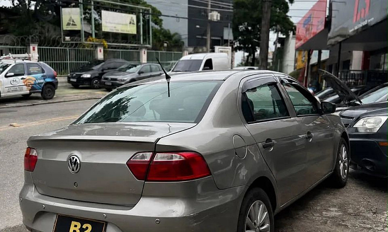Volkswagen Voyage Co...
