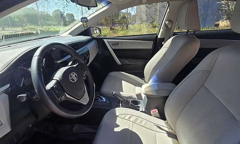 Toyota Corolla Gli 1...
