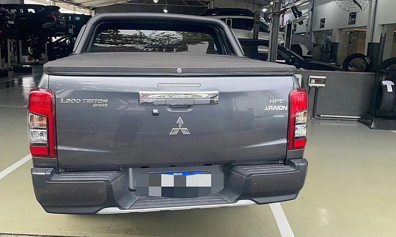 Mitsubishi L200 Trit...