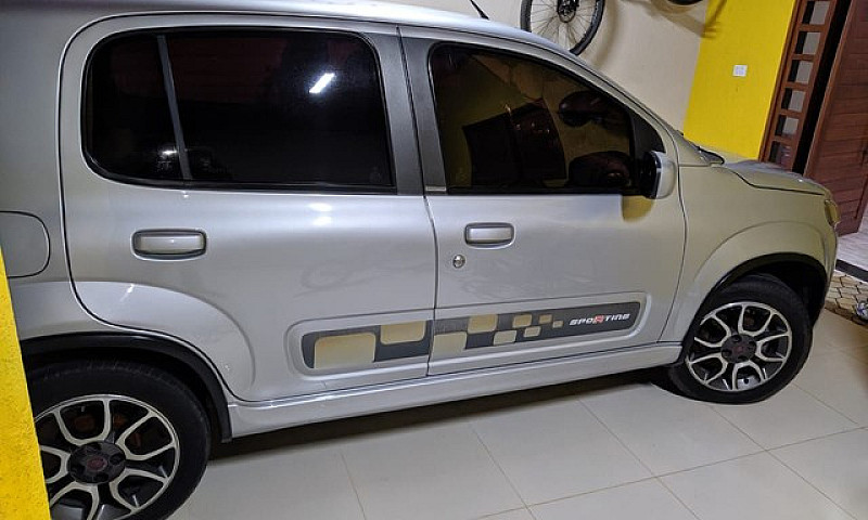 Carro Fiat Uno Sport...