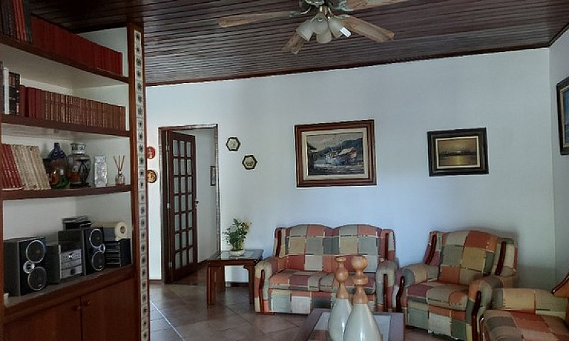 D320  Excelente Casa...