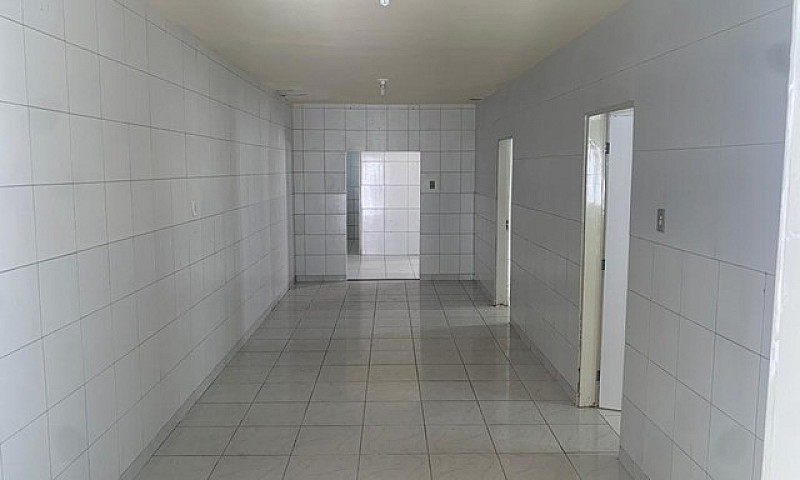 Casa A Venda Com 3 Q...