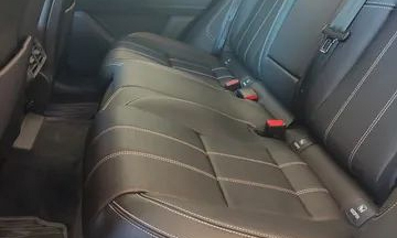Range Rover Velar R-...