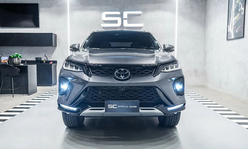 Toyota Hilux Sw4 Dia...