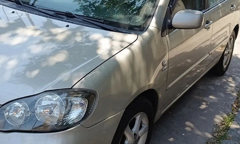 Toyota Corolla Field...