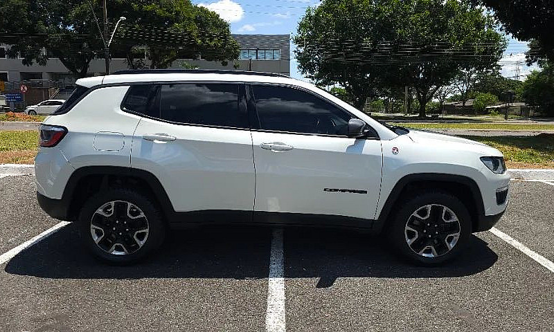 Jeep Compass Trailha...
