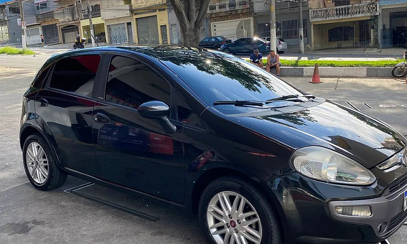 Fiat Punto Essence 1...