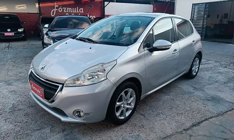 Peugeot 208 Allure 1...