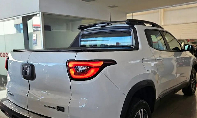 Fiat Toro Freedom 1....