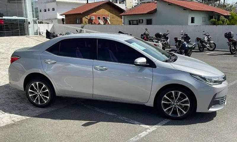 Toyota Corolla Altis...
