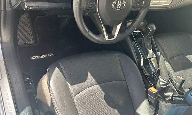 Toyota Corolla Xei 2...
