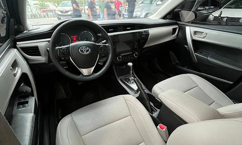 Toyota Corolla Xei 2...