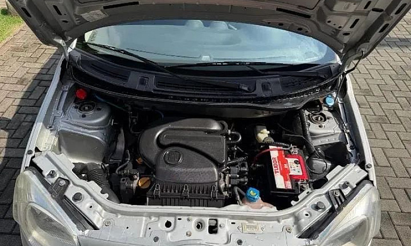 Fiat Uno Vivace 1.0 ...