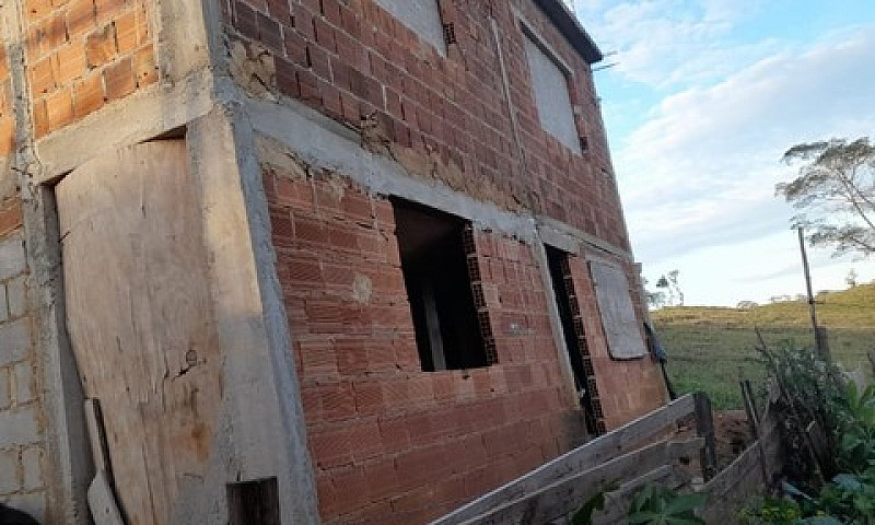 Vende-Se Casa  - Rea...
