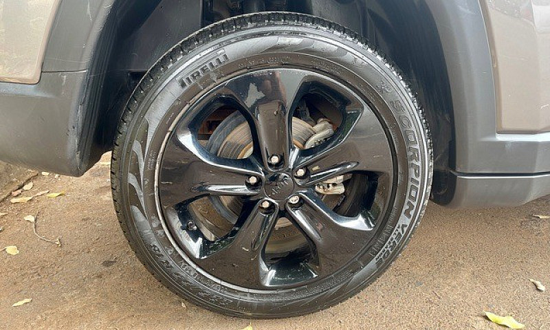 Jeep Compass Night E...